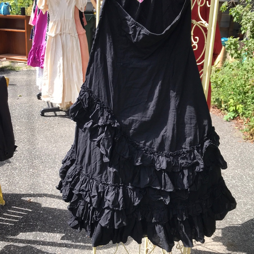 Black Ruffle dress - Picture 2 of 3